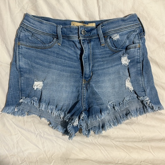 HOLLISTER Jean Shorts - Picture 2 of 4